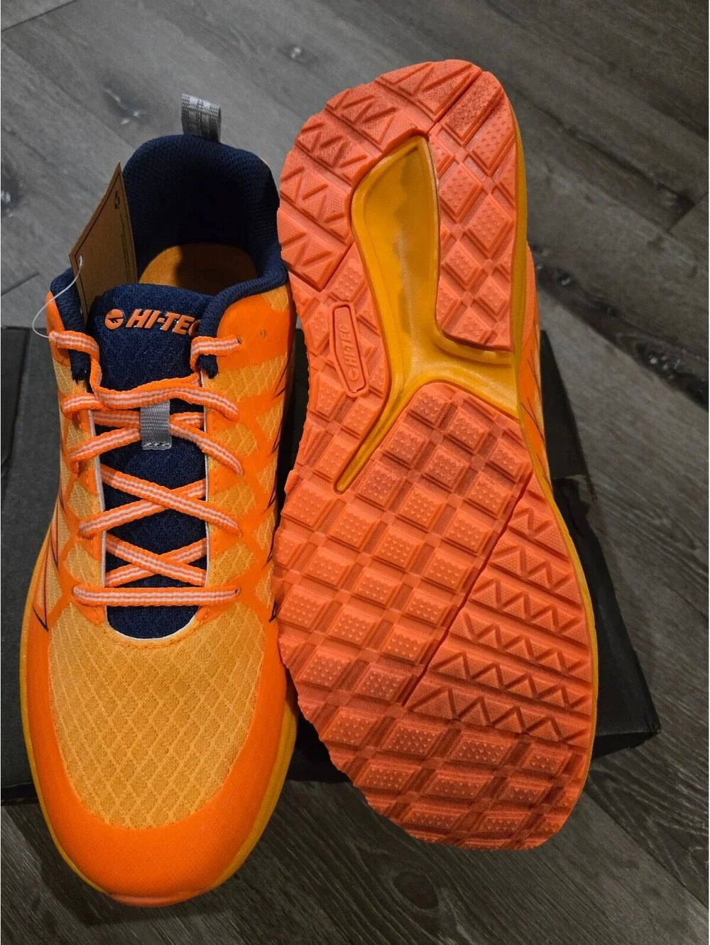 Hi-Tec Demolisher Low Shocking Orange Pop Navy Men Size 10.5 CH80045M-OOD
